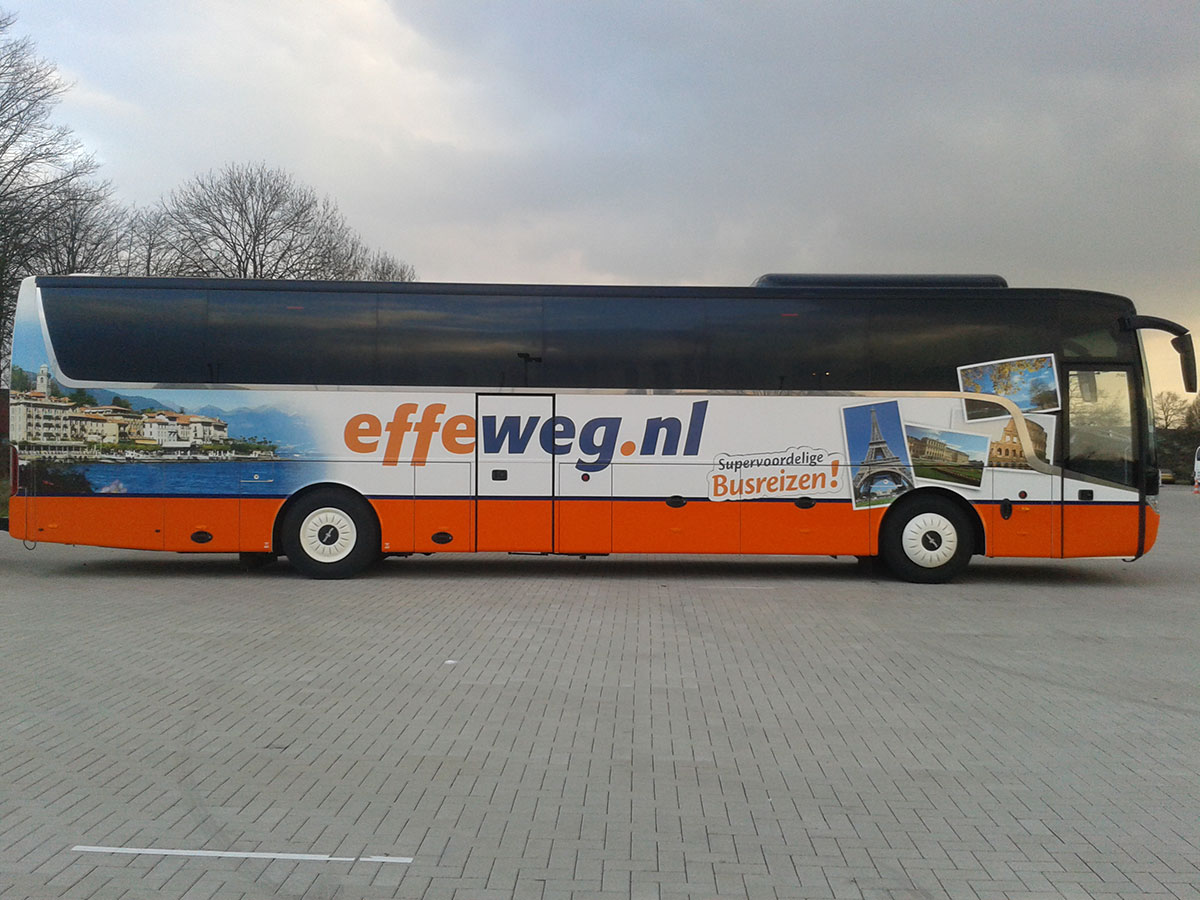 Touringcarbelettering