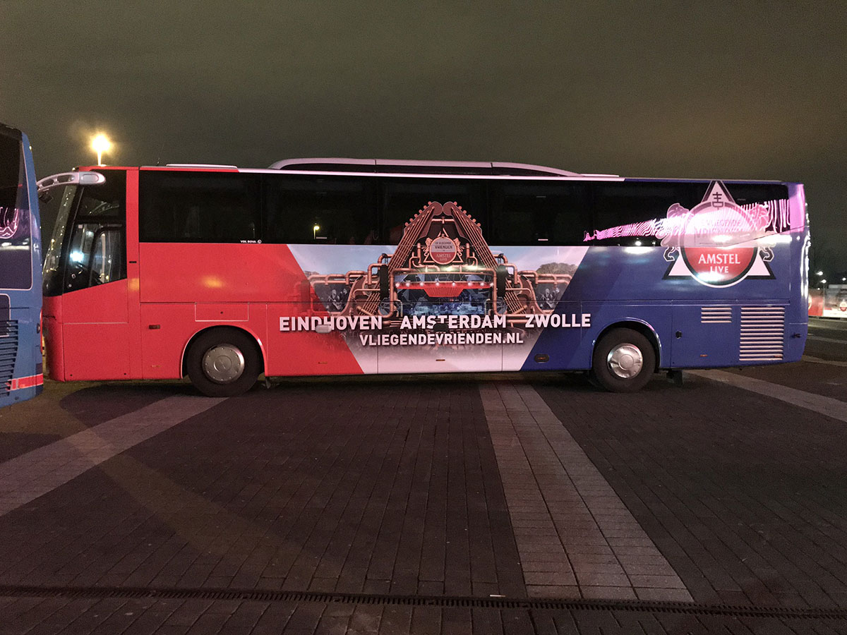 Touringcarbelettering