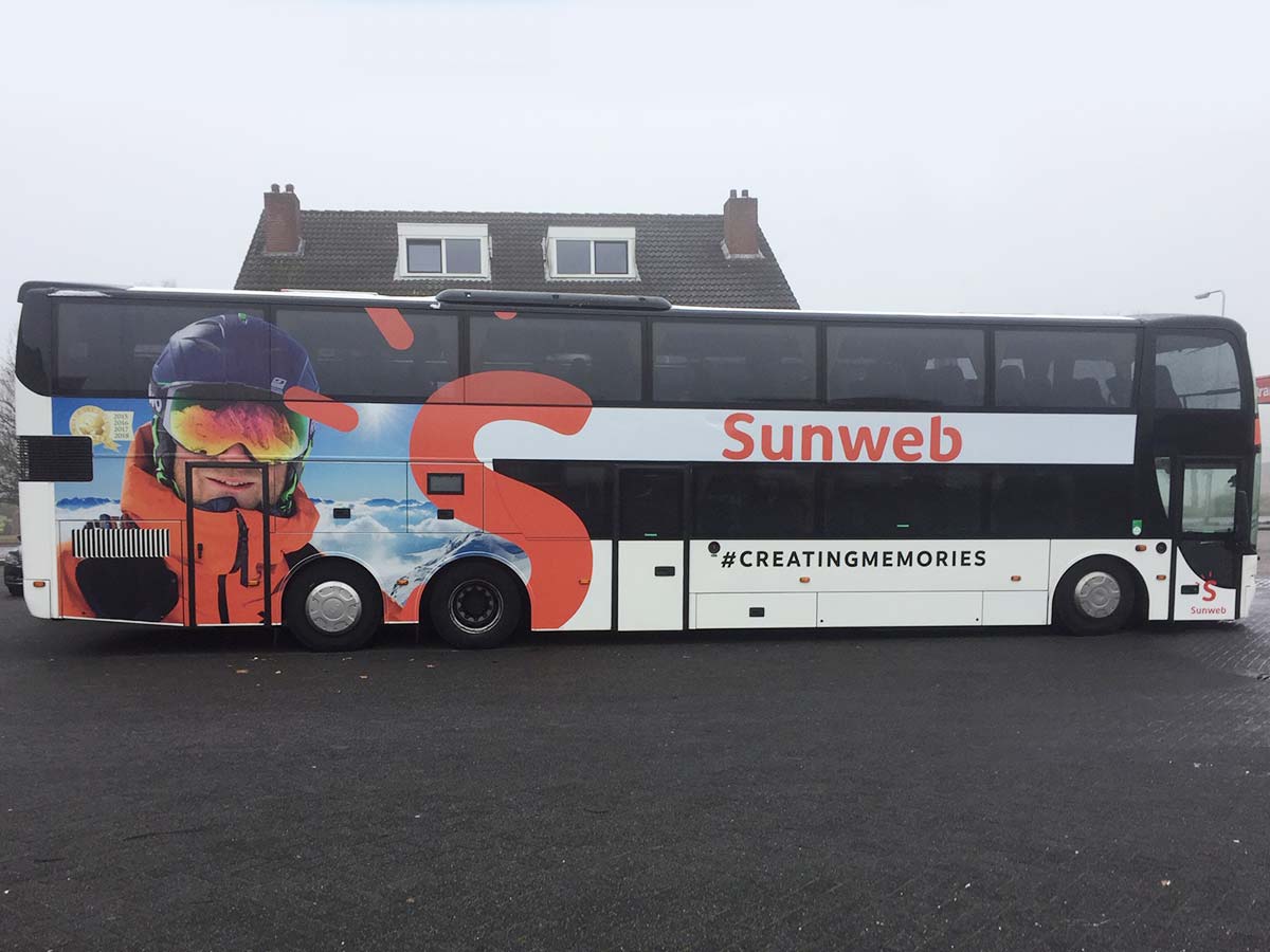 Touringcarbelettering